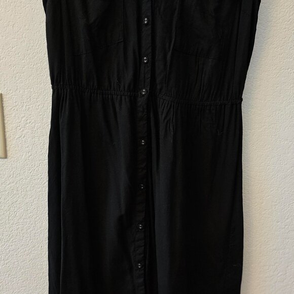 ULTRA FLIRT Black Dress Size XL Button Down Gold Collar Accents Sleeveless - Picture 2 of 9
